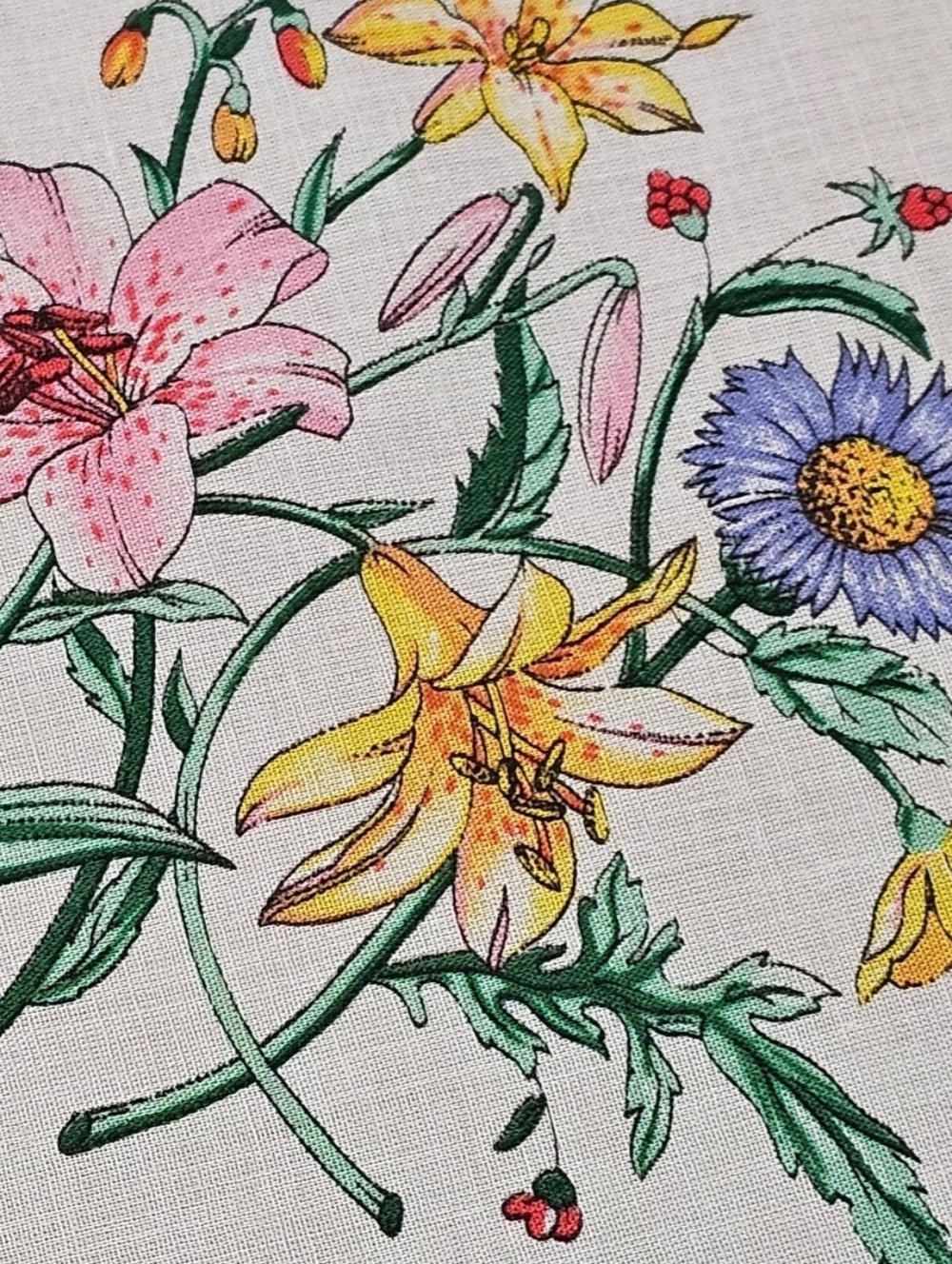 GUCCI SCARF - Picture 4 of 14